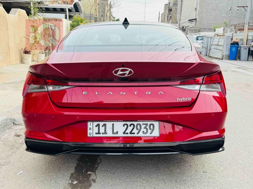 هیوندای ئەلەنترا